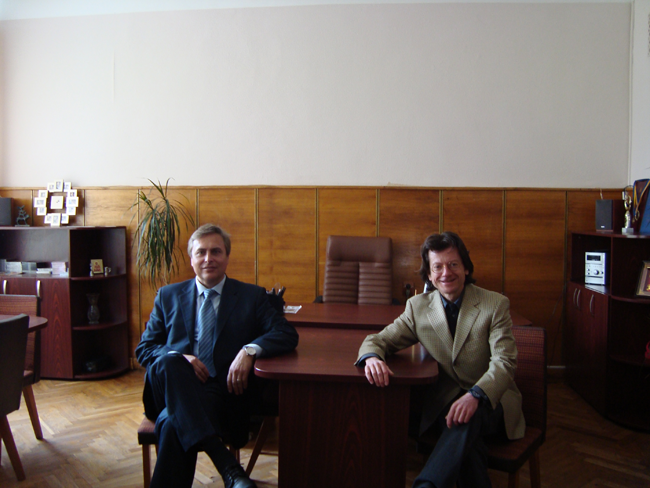 Vladimir Sheiko with conductor Silvio Wyler (Switzerland)