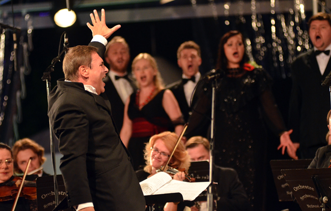 Algeria. V International Festival of Symphonic Music. During the concert. Soloists Ensemble Orchestra National Radio Company of Ukraine.  Ensemble Choir 